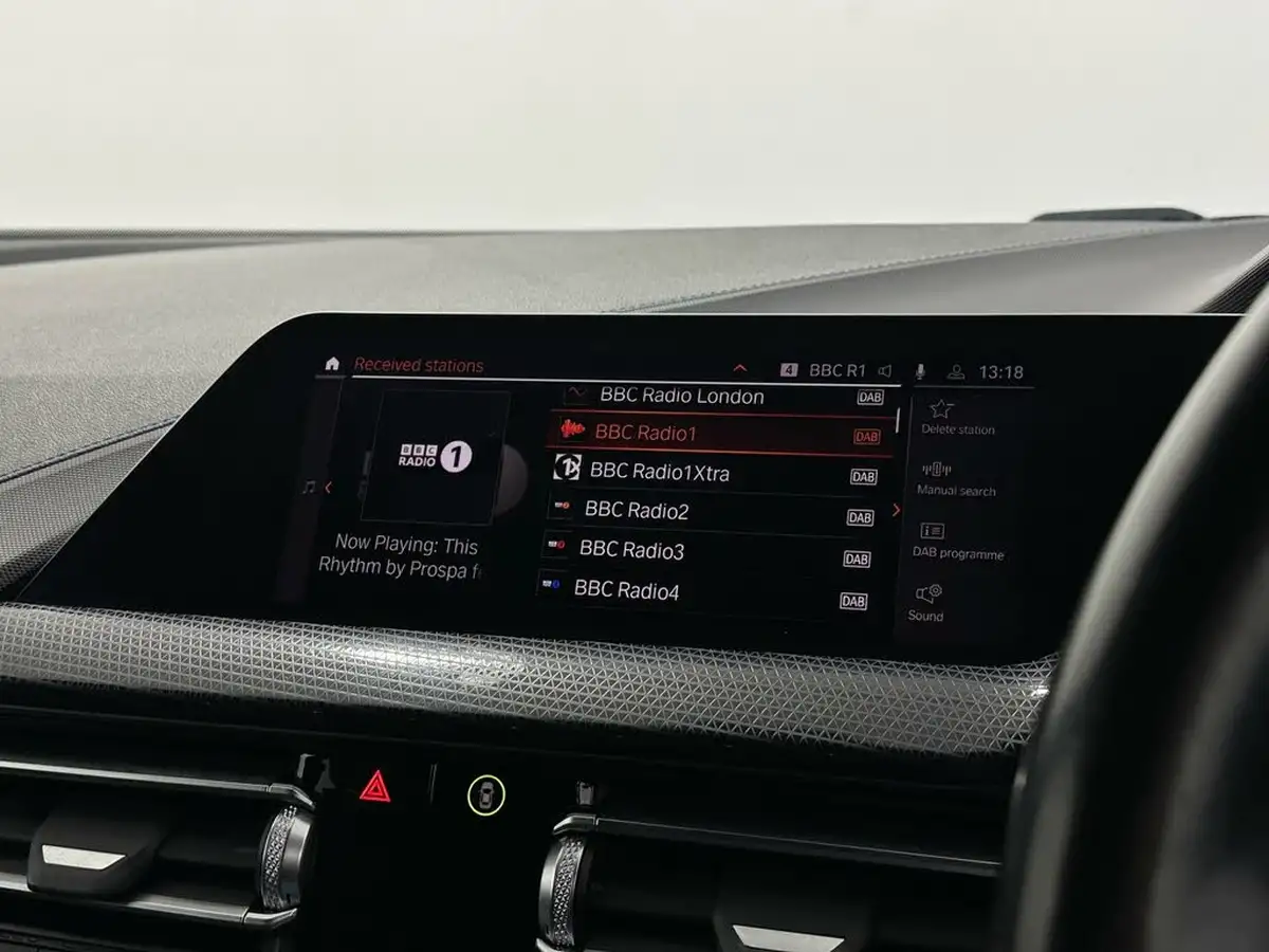 2021-bmw-1-series-15td-116d-m-sport-big-21