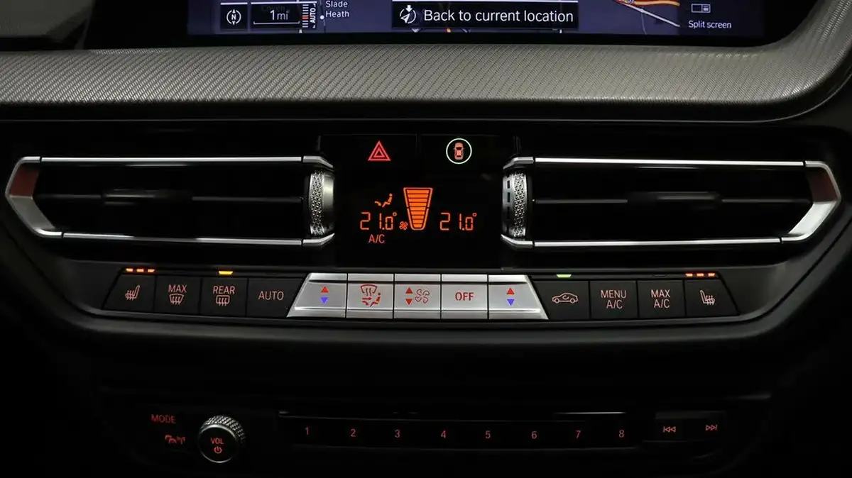 2019-bmw-1-series-20-m135i-xdrive-big-11