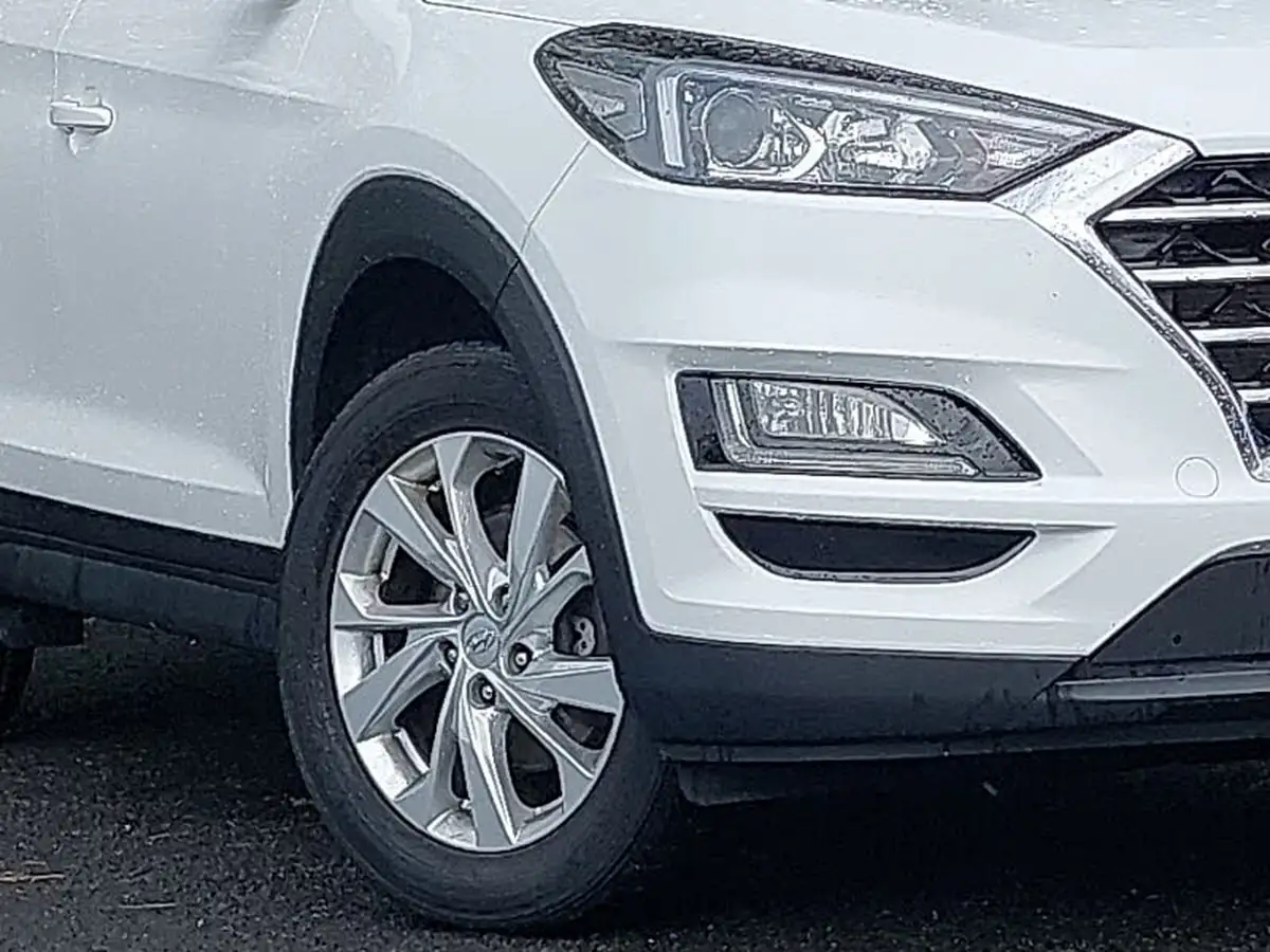 2018-hyundai-tucson-16-gdi-se-nav-big-8