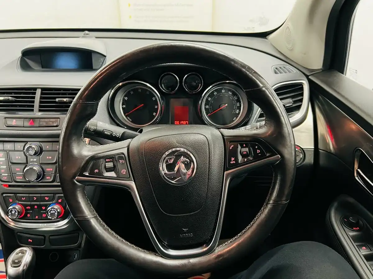 2015-vauxhall-mokka-14-se-auto-big-28