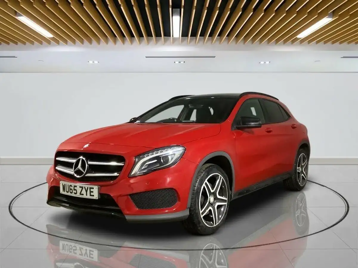 2015-mercedes-benz-gla-class-21cdi-amg-line-168bhp-premium-plus-4matic-big-3
