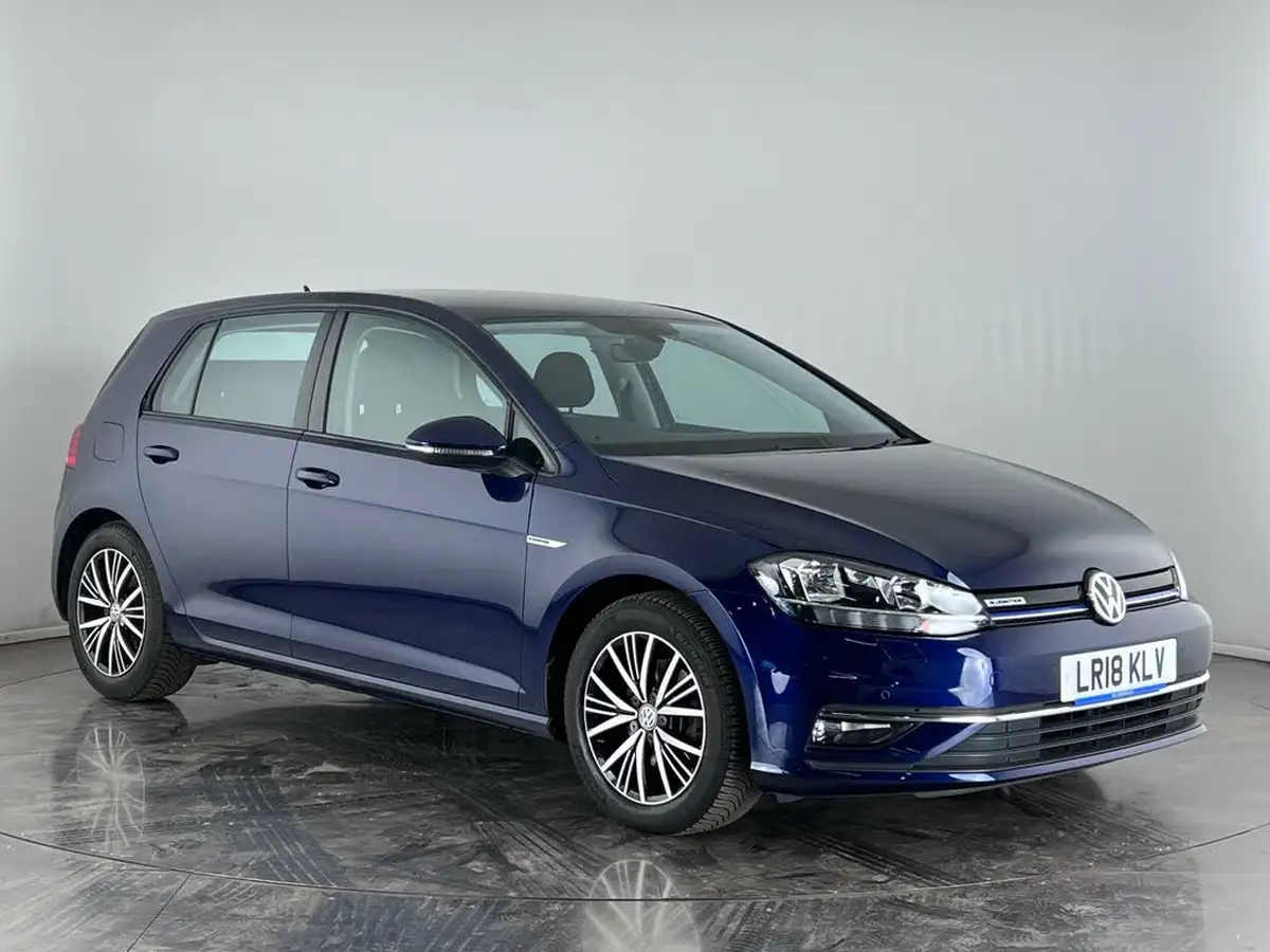2018-volkswagen-golf-15-tsi-se-nav-130ps-ss-hatchback-5d-dsg-big-0