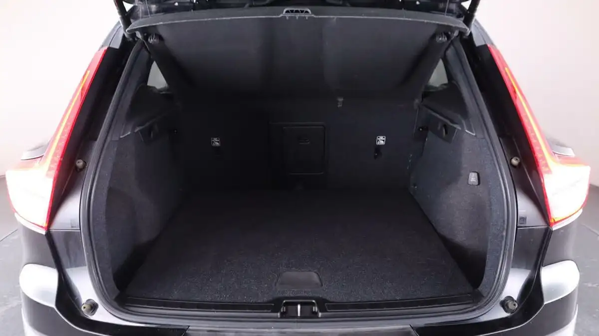 2021-volvo-xc40-15-t4-r-design-208bhp-big-17