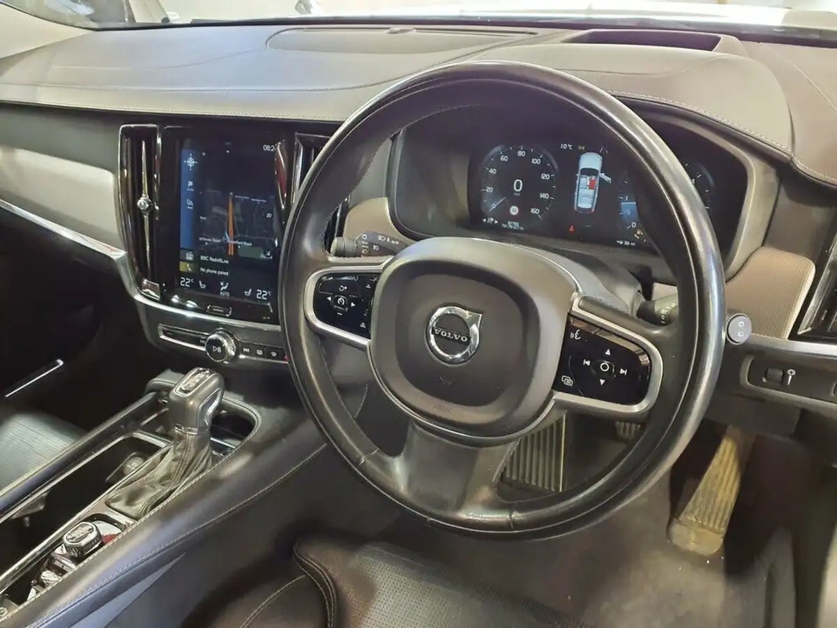 2019-volvo-v90-20td-d4-inscription-pro-big-2