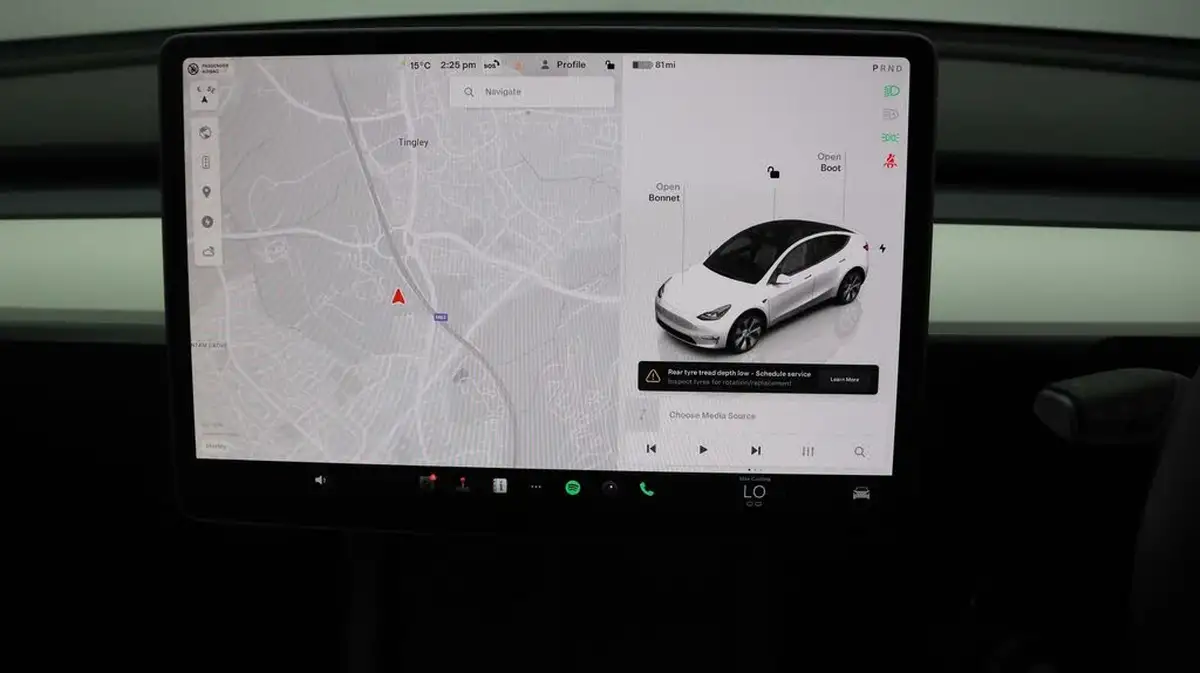 2023-tesla-model-y-e-rwd-big-10