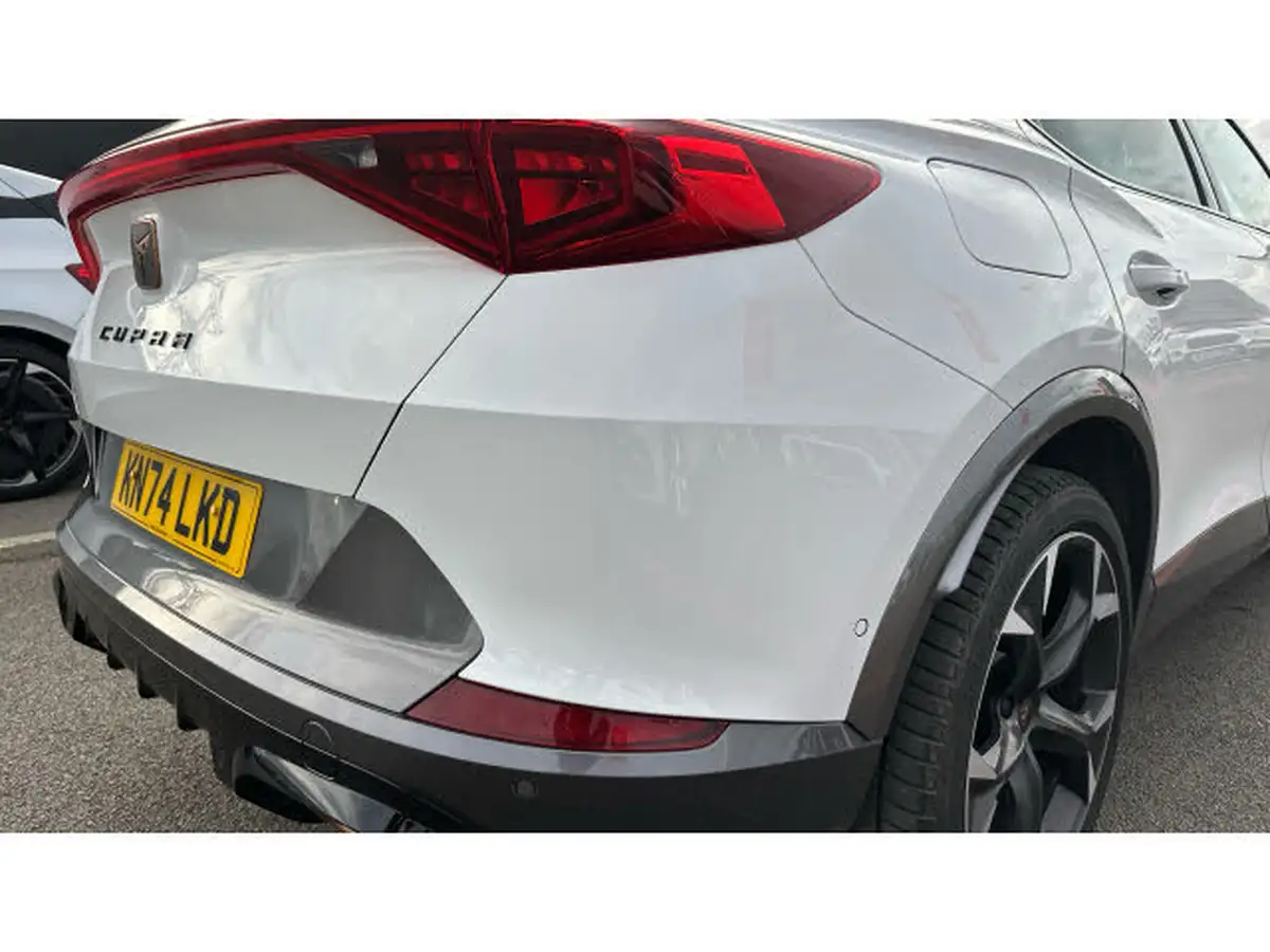 2024-cupra-formentor-14-e-hybrid-v2-big-32