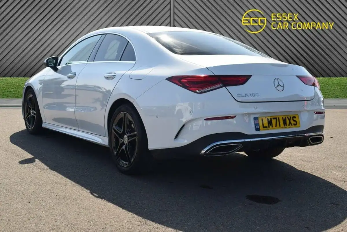 2021-mercedes-benz-cla-13-cla-180-amg-line-premium-plus-coupe-4d-big-11