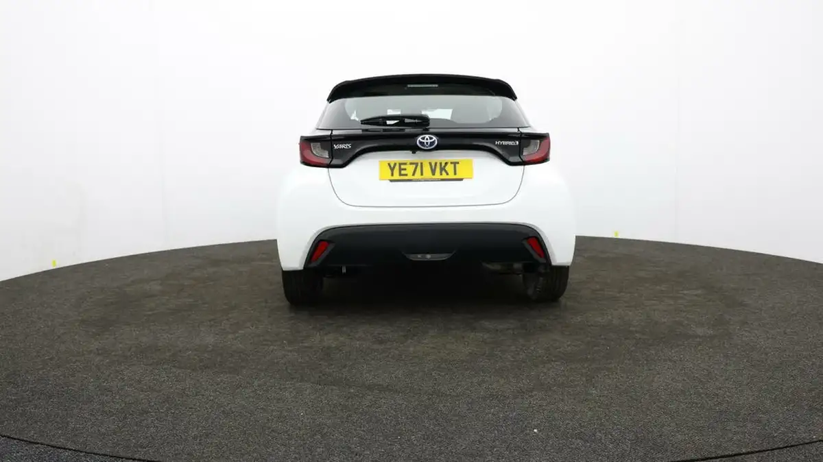 2022-toyota-yaris-15-vvt-i-icon-big-46