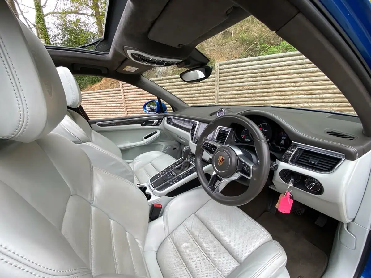 2016-porsche-macan-36-turbo-400ps-awd-big-42