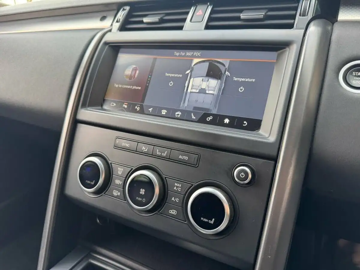 2020-land-rover-discovery-30-sd6-landmark-big-35