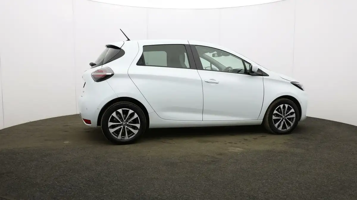 2021-renault-zoe-e-gt-line-big-46