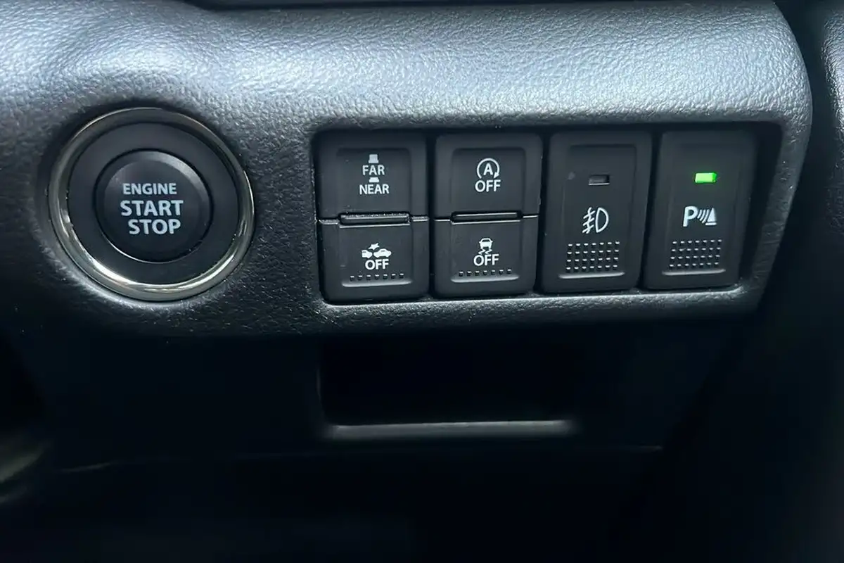 2021-suzuki-s-cross-14-boosterjet-sz-t-big-17