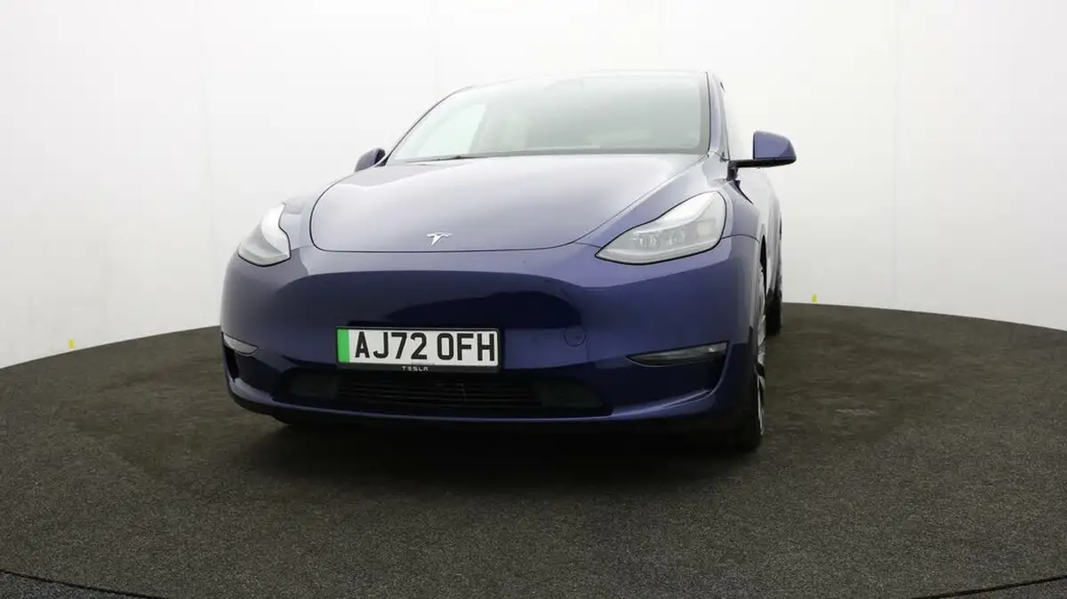 2022-tesla-model-y-e-performance-big-51