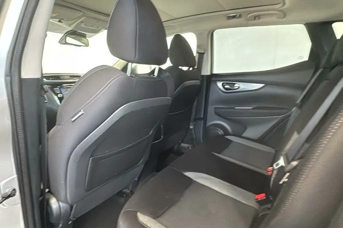 2017-nissan-qashqai-15dci-n-connecta-big-13