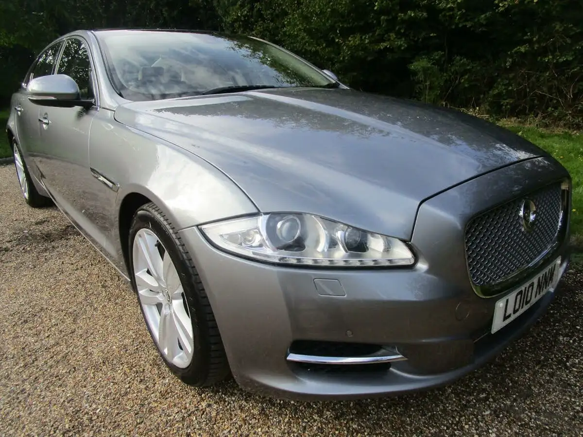 2010-jaguar-xj-series-50-xj-premium-luxury-lwb-big-1