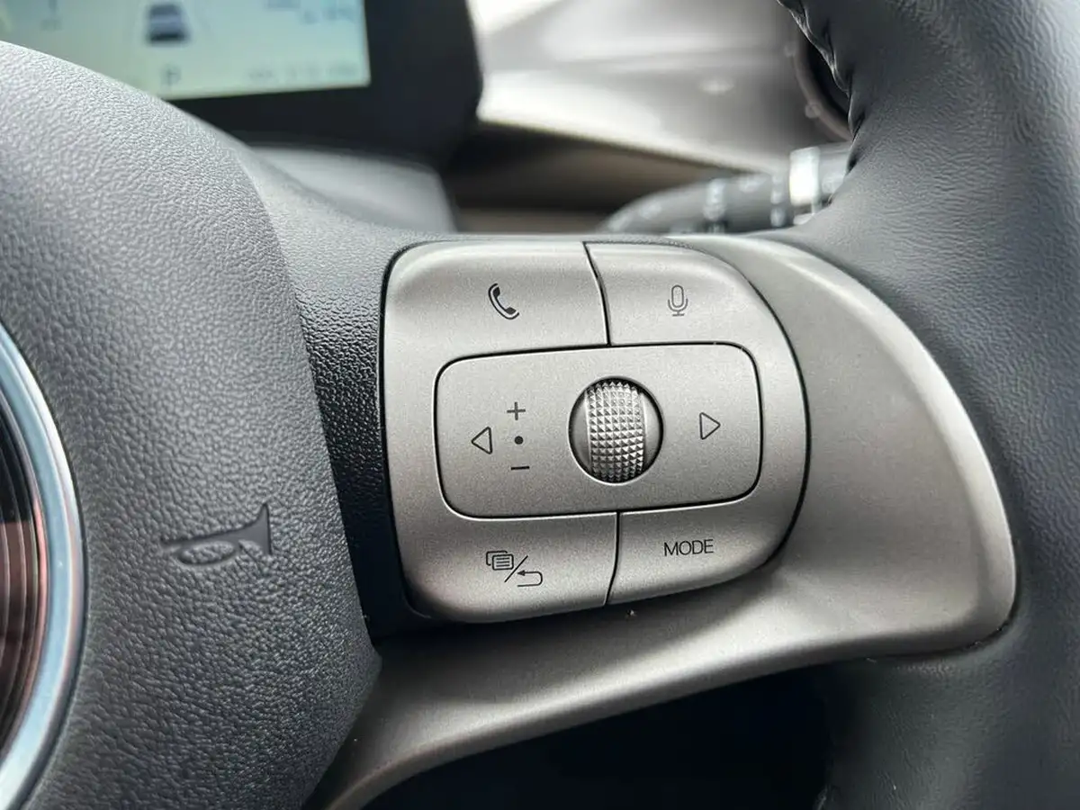 2024-byd-dolphin-e-comfort-big-30