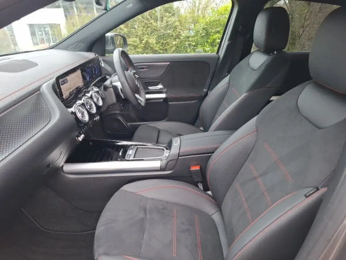 2024-mercedes-benz-eqa-e-eqa-250-amg-line-executive-big-4