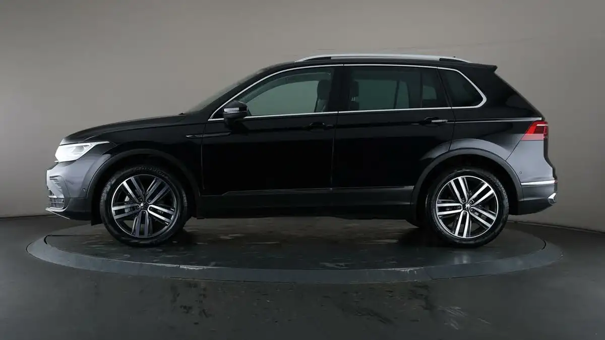 2021-volkswagen-tiguan-15-tsi-elegance-big-28