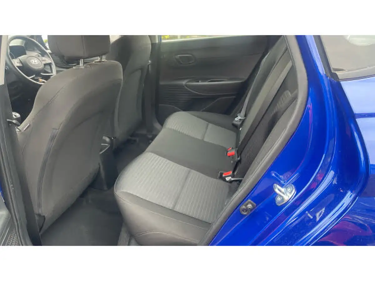 2023-hyundai-i20-10-t-gdi-se-connect-eclutch-imt-big-15