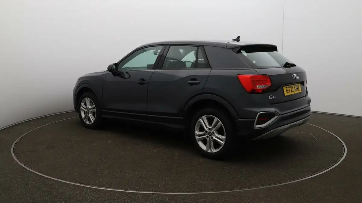 2021-audi-q2-10-30-tfsi-sport-big-53