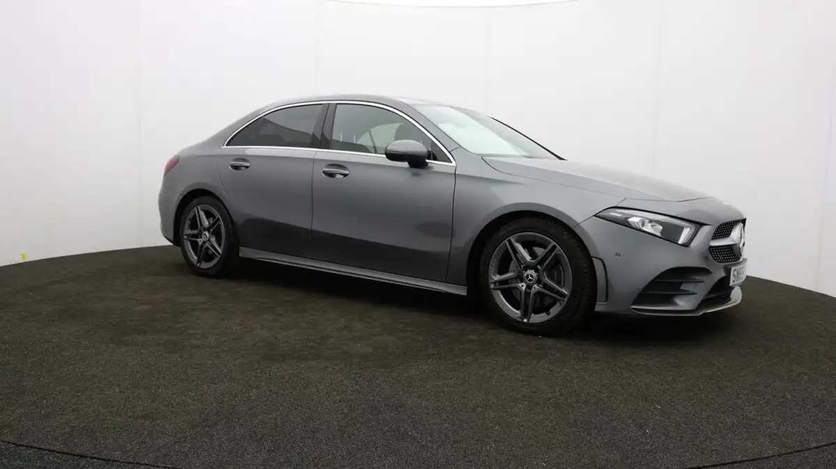 2019-mercedes-benz-a-class-20-a220-amg-line-saloon-4d-4matic-big-39