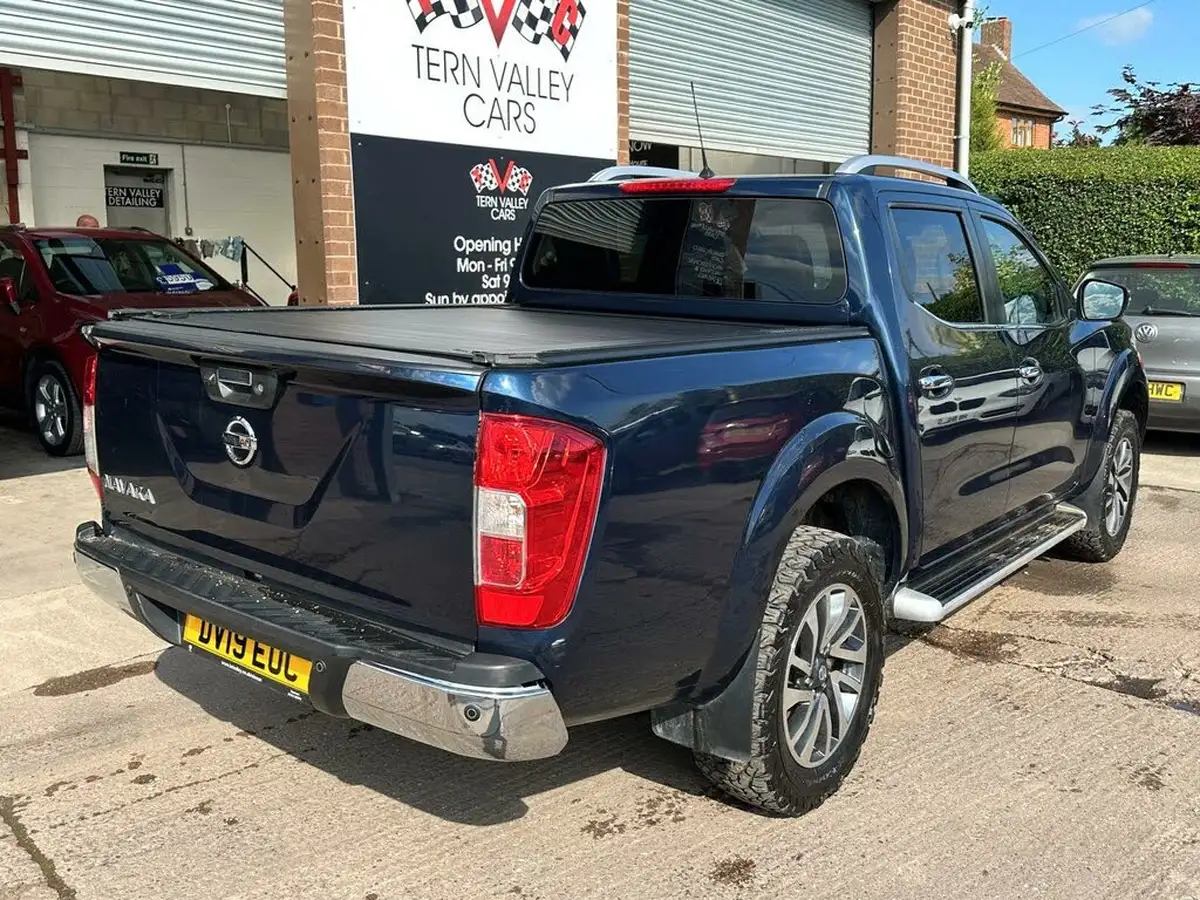2019-nissan-navara-23dci-tekna-auto-big-48