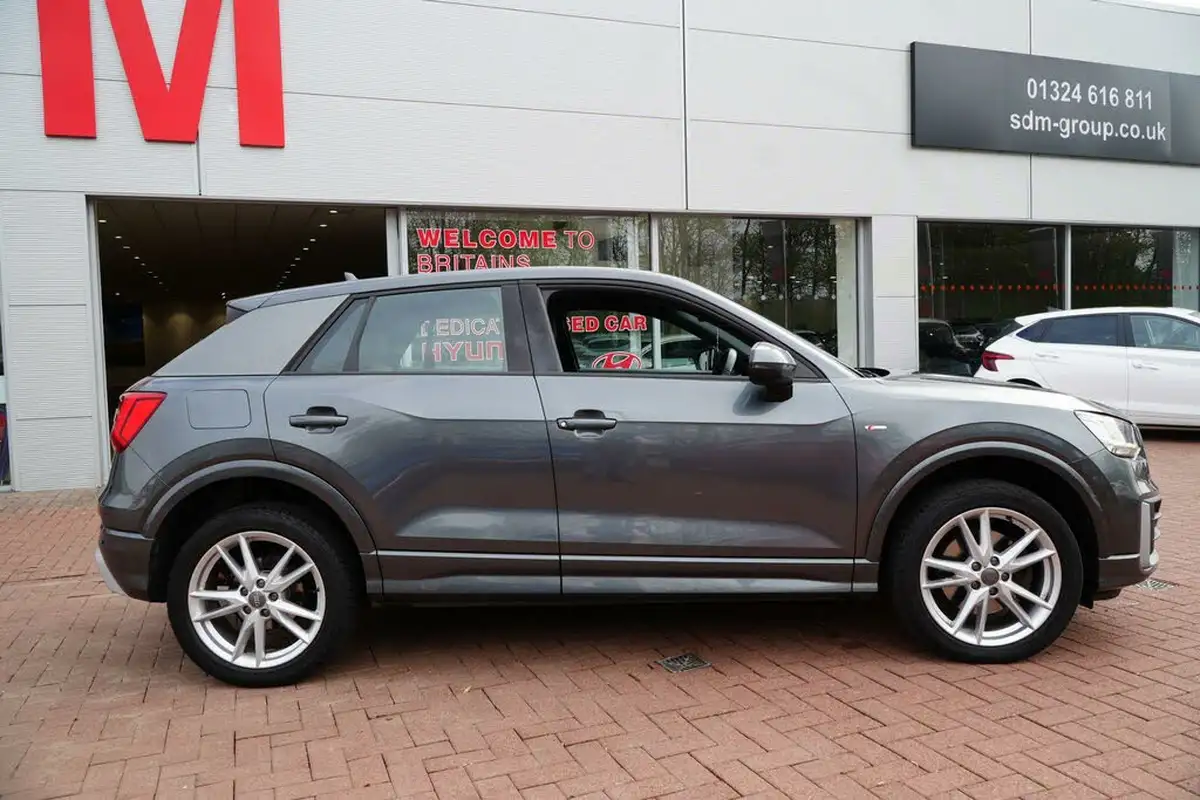2018-audi-q2-14-tfsi-s-line-big-11