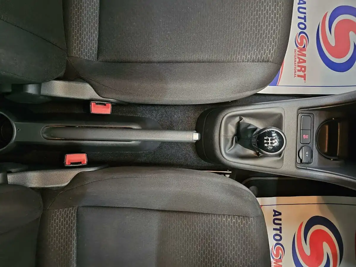 2014-seat-mii-10-i-tech-5d-big-15