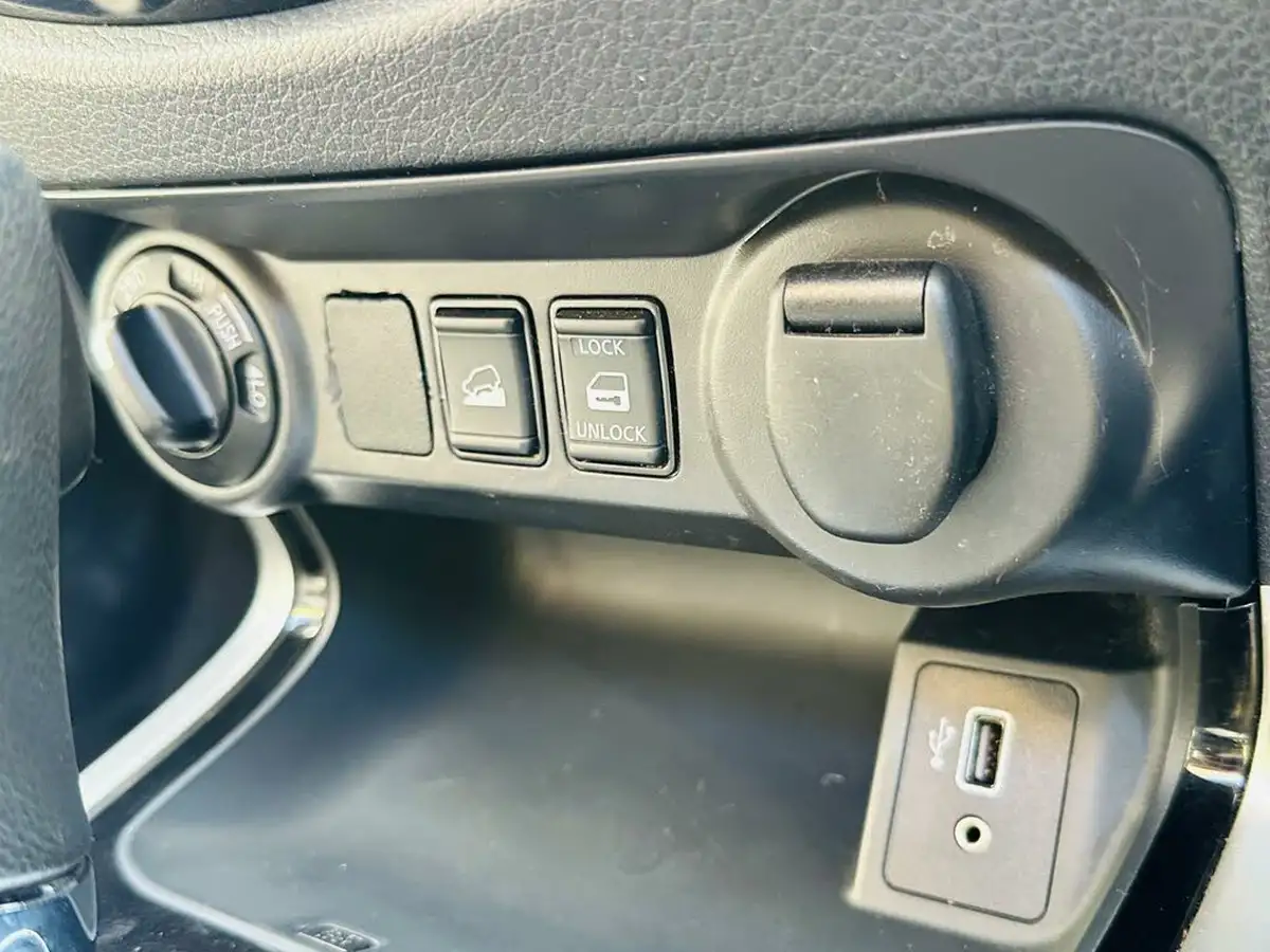 2019-nissan-navara-23dci-tt-n-guard-8-navileathersunroof-auto-big-49