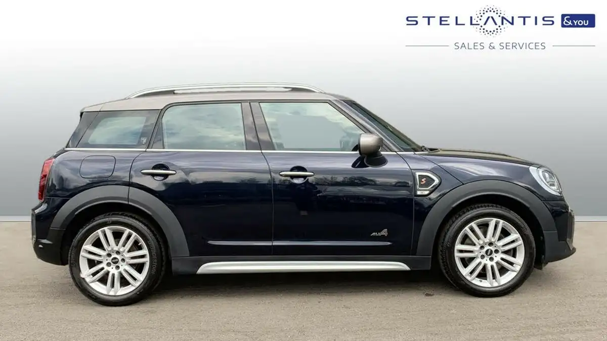 2022-mini-countryman-20-cooper-s-exclusive-all4-auto-big-1