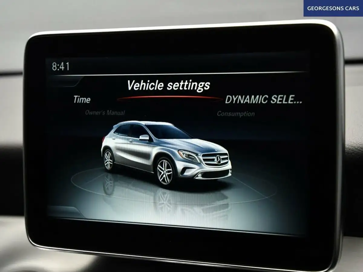 2015-mercedes-benz-gla-class-21d-gla-200d-amg-line-ss-big-37