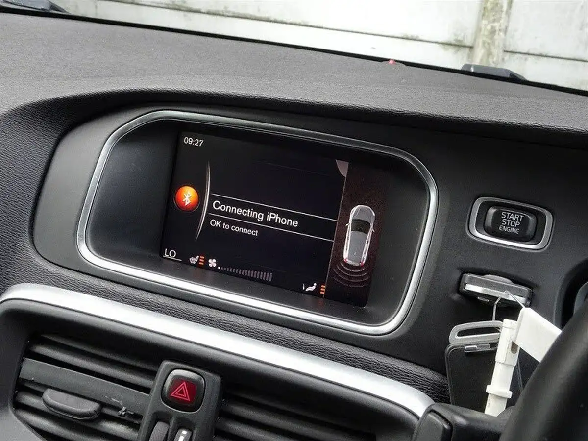 2018-volvo-v40-20td-d4-inscription-geartronic-big-21