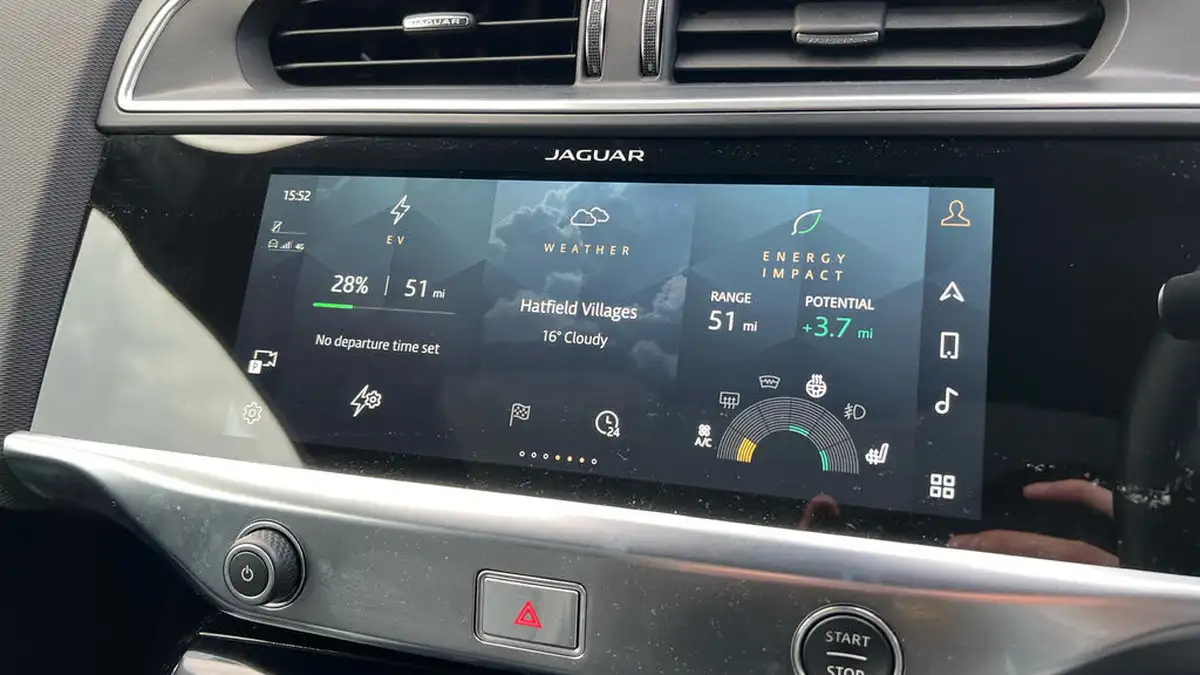2023-jaguar-i-pace-ev400-r-dynamic-hse-black-big-29