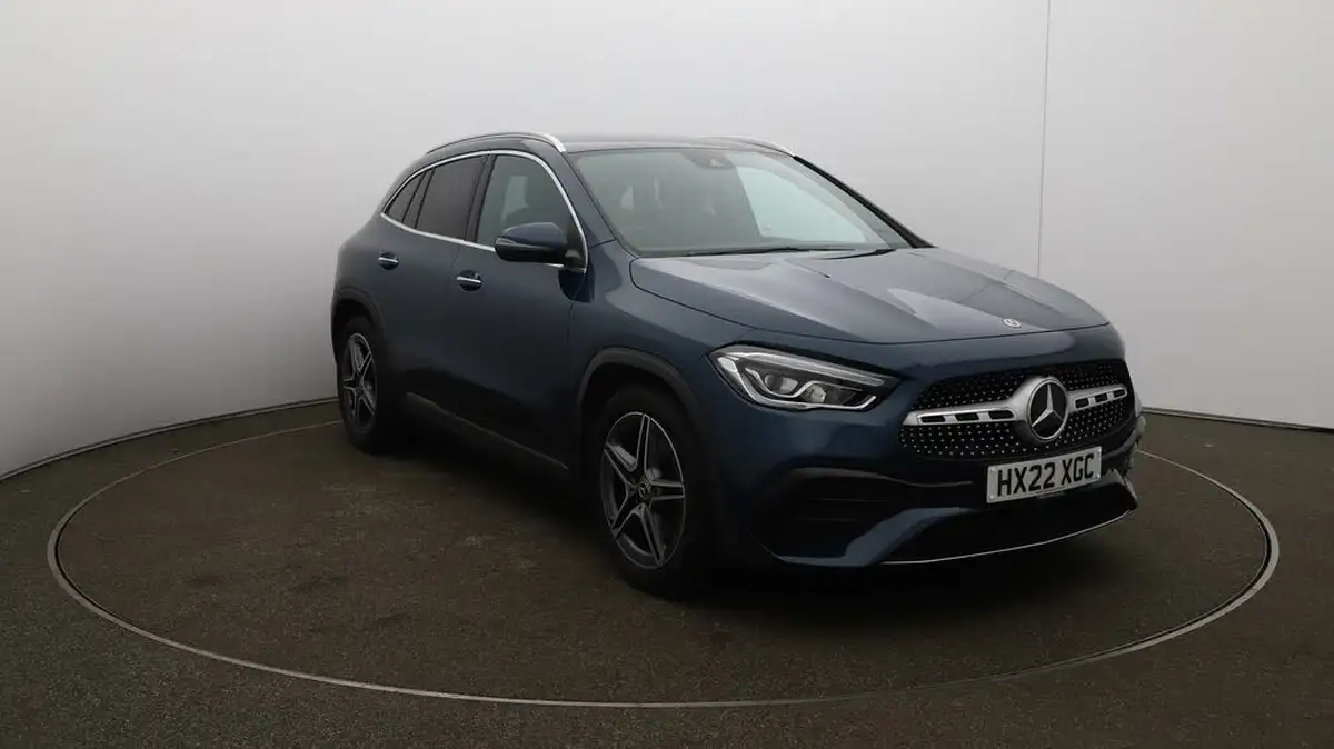 2022-mercedes-benz-gla-class-13-gla-200-amg-line-premium-big-34