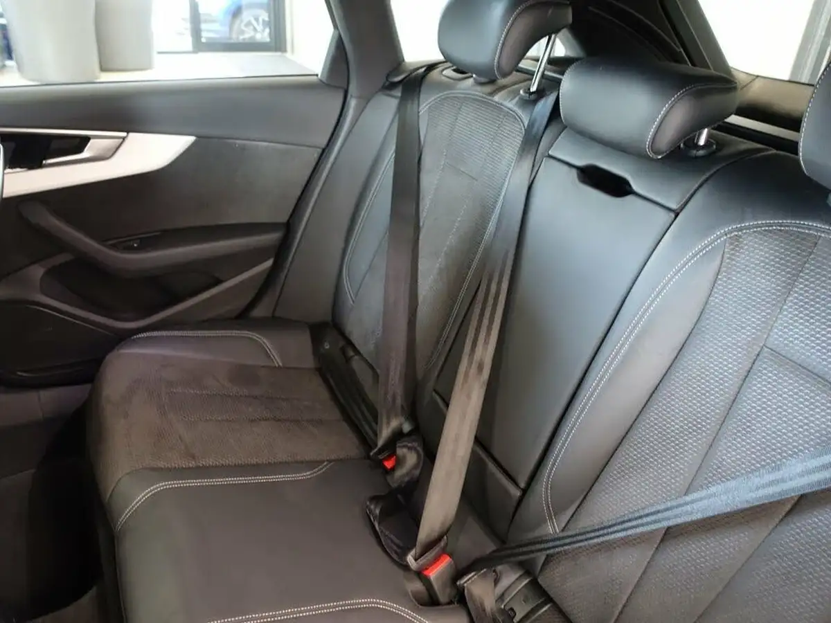 2020-audi-a4-avant-20-30-tdi-s-line-big-15