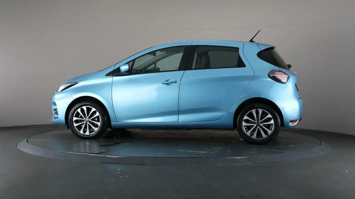 2022-renault-zoe-e-gt-line-big-28