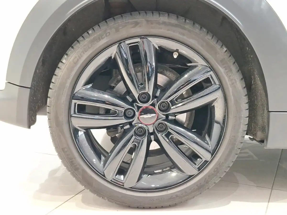 2025-jeep-avenger-12-gse-summit-big-11