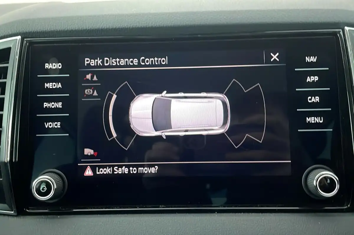 2022-skoda-karoq-15-tsi-se-l-big-23