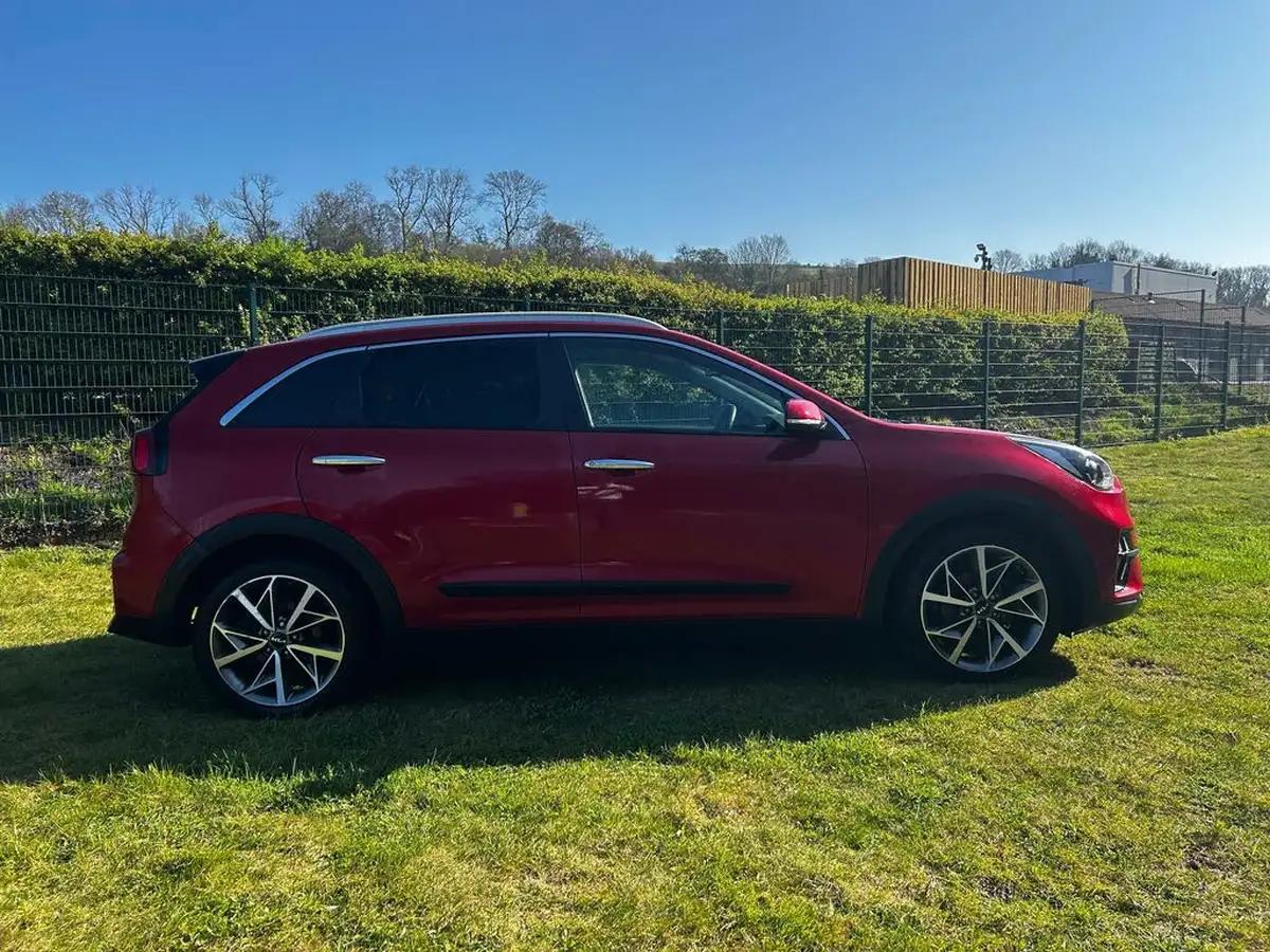 2022-kia-niro-16-gdi-3-156kwh-big-1