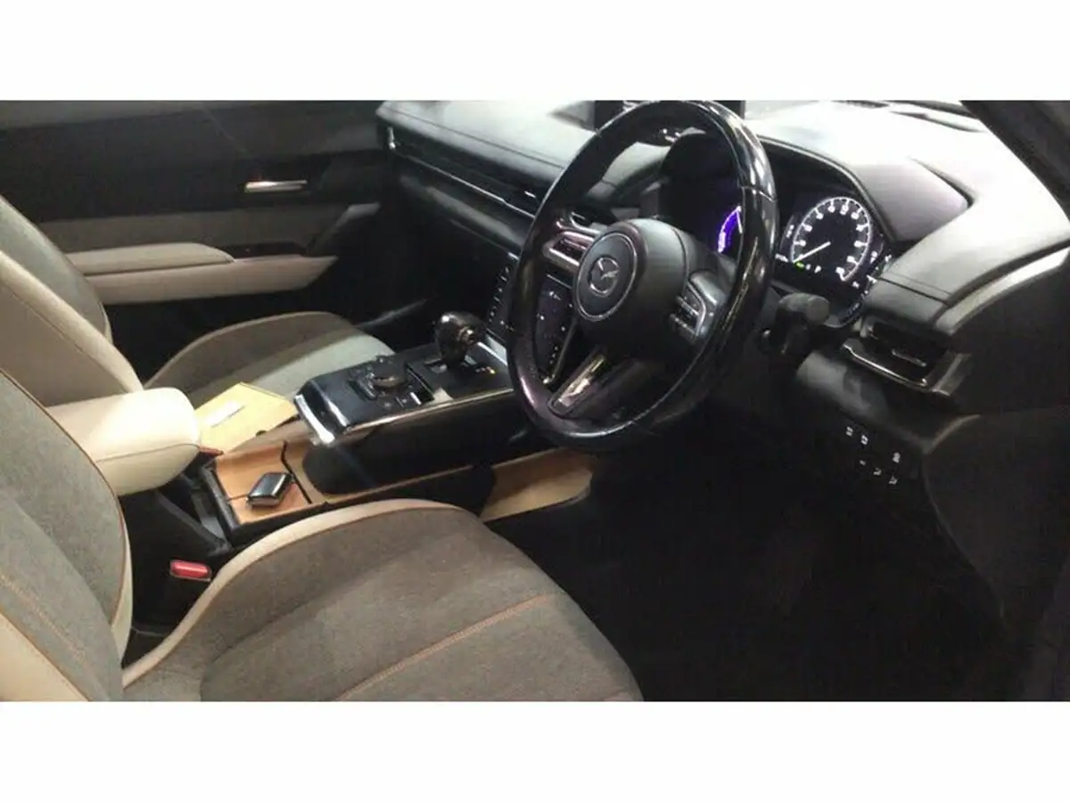 2022-mazda-mx-30-e-sport-lux-big-1