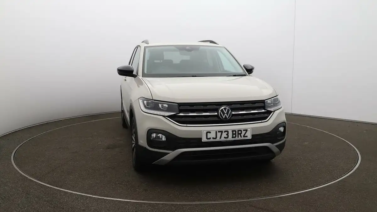2023-volkswagen-t-cross-10-tsi-black-edition-110ps-big-33