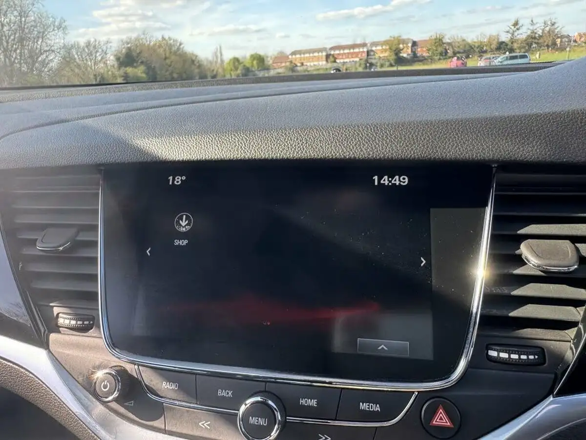 2016-vauxhall-astra-14i-16v-turbo-sri-nav-150ps-ss-hatchback-auto-big-56