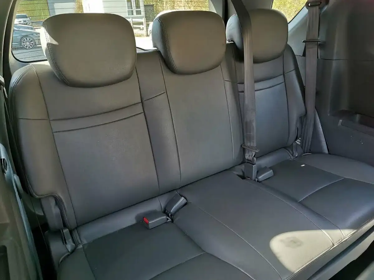 2017-kgm-ssangyong-turismo-22td-elx-big-36