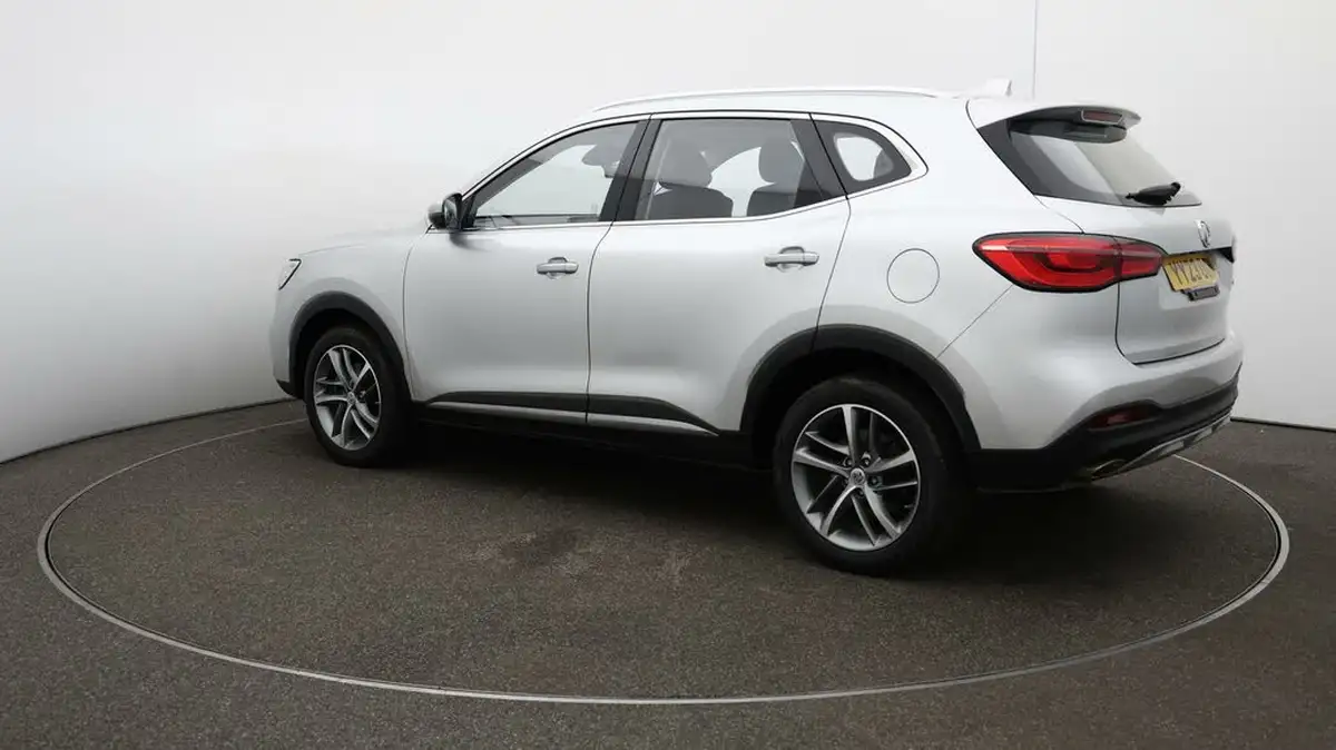 2023-mg-hs-15t-gdi-excite-162ps-dct-big-28