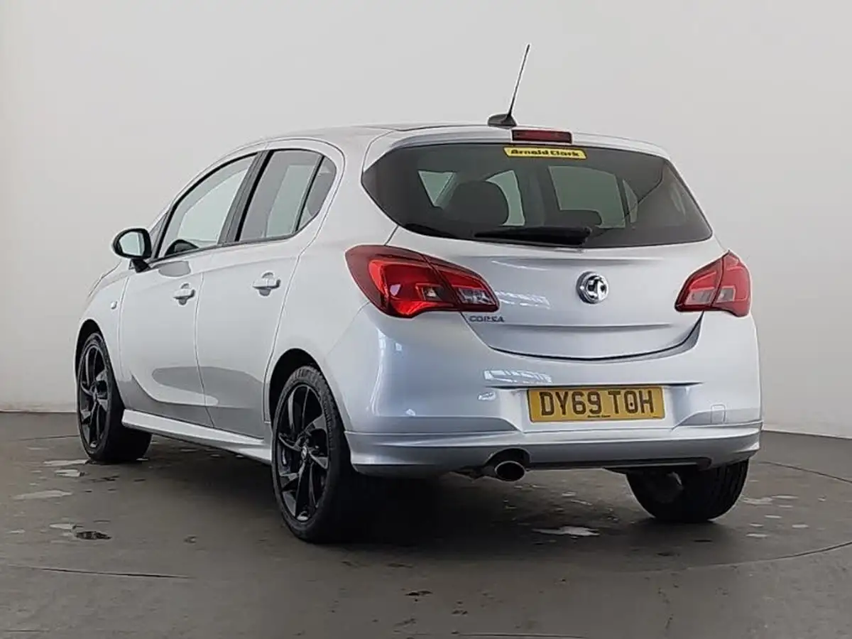 2019-vauxhall-corsa-14i-sri-vx-line-nav-black-90ps-5d-big-1