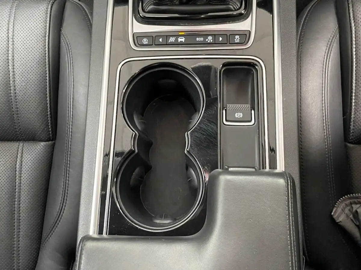 2018-jaguar-xf-20td-portfolio-180ps-saloon-4d-1999cc-big-44