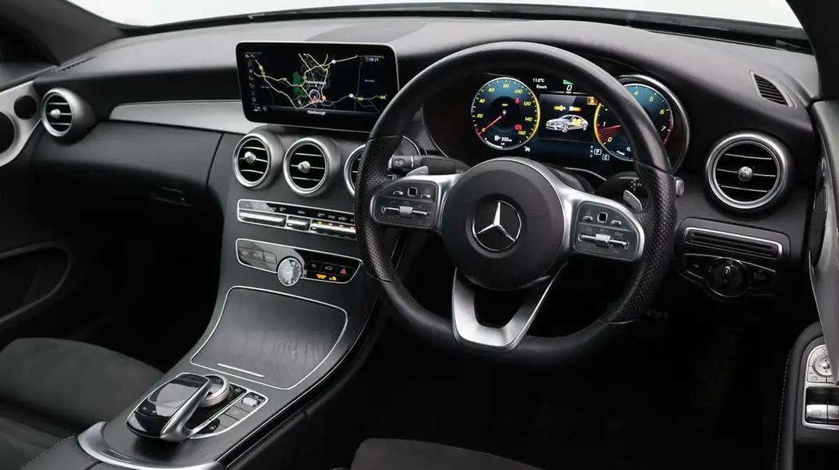 2019-mercedes-benz-c-class-15-c200-amg-line-premiumss-coupe-2d-big-9