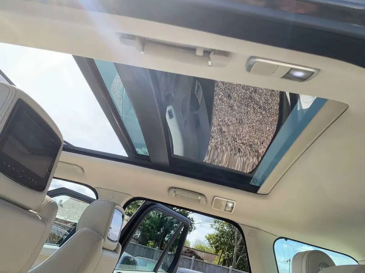 2013-land-rover-range-rover-44-sdv8-vogue-se-big-51