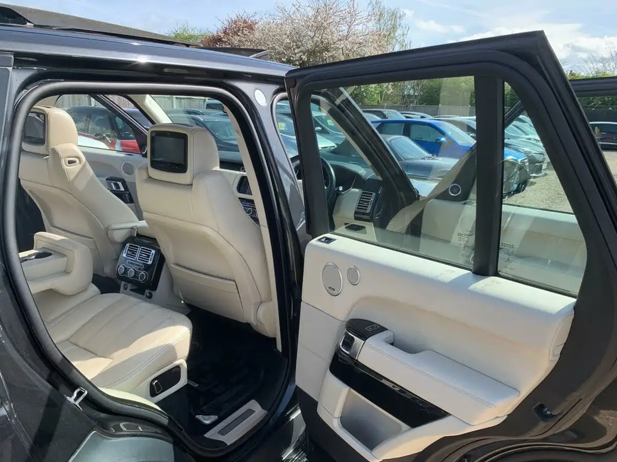 2013-land-rover-range-rover-44-sdv8-vogue-se-big-55