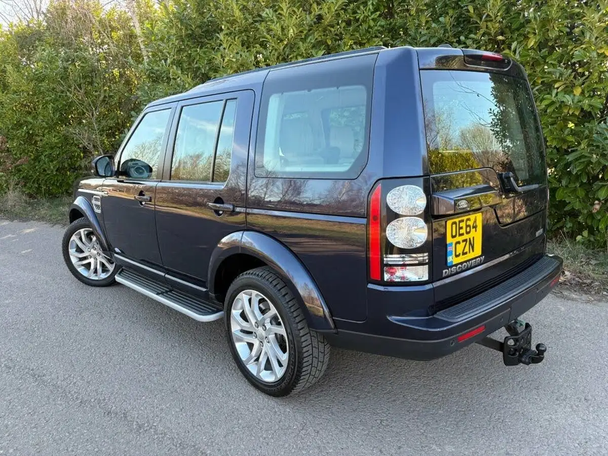 2014-land-rover-discovery-4-30-sd-v6-hse-big-2